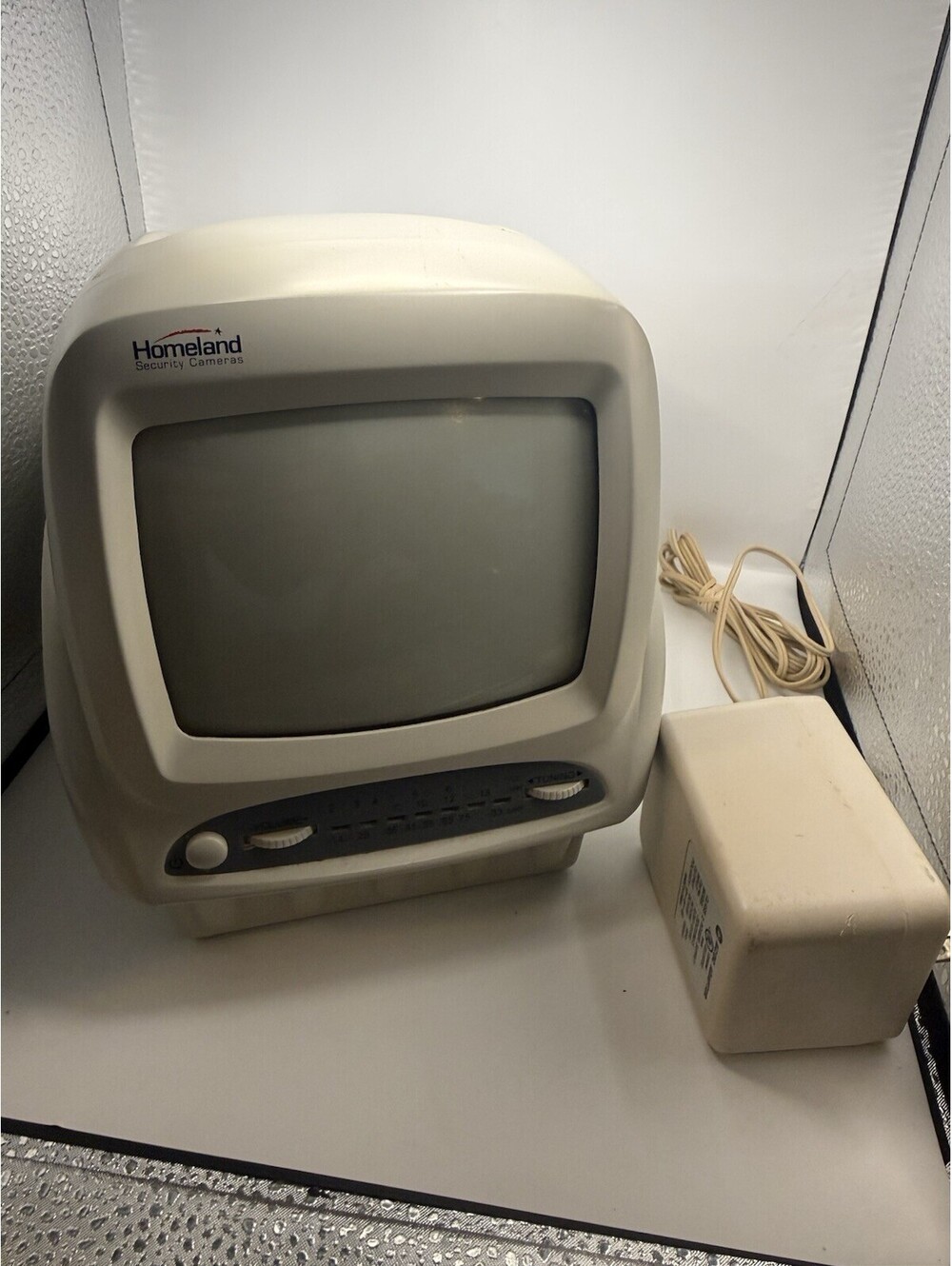Vtg Homeland Security Cameras 5.5" Portable Black/White TV Monitor And Camera